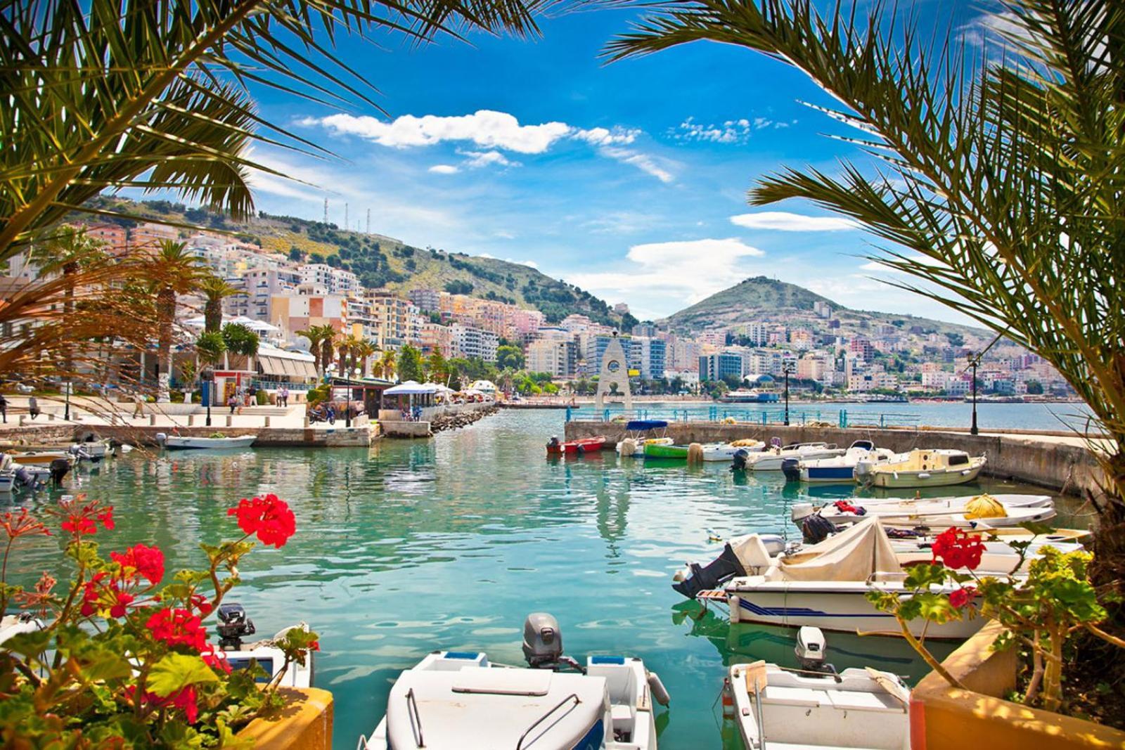 Ardit Seaside Rooms Sarandë Buitenkant foto
