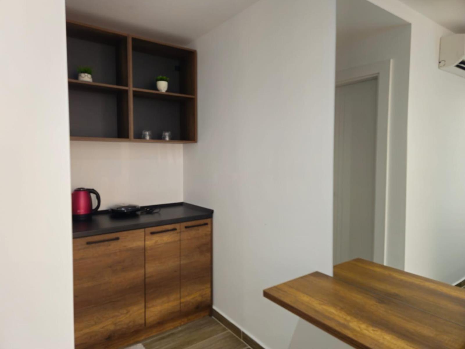 Ardit Seaside Rooms Sarandë Buitenkant foto