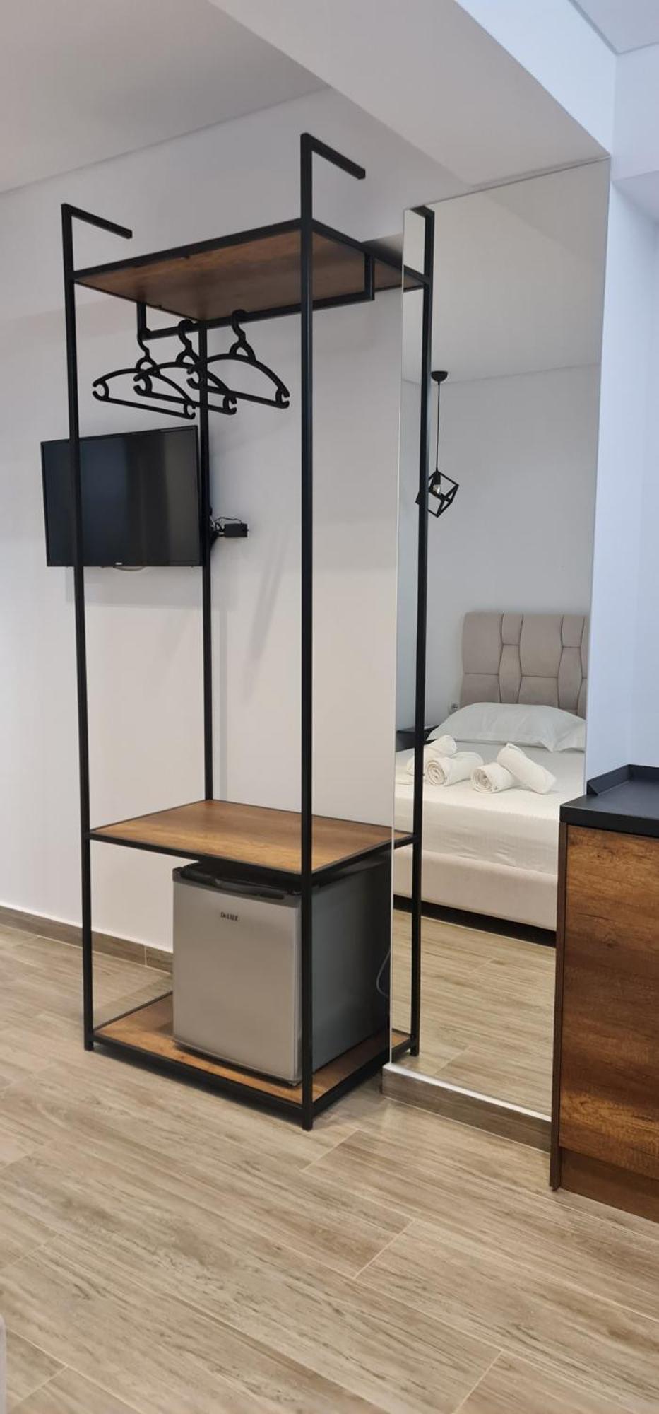 Ardit Seaside Rooms Sarandë Buitenkant foto