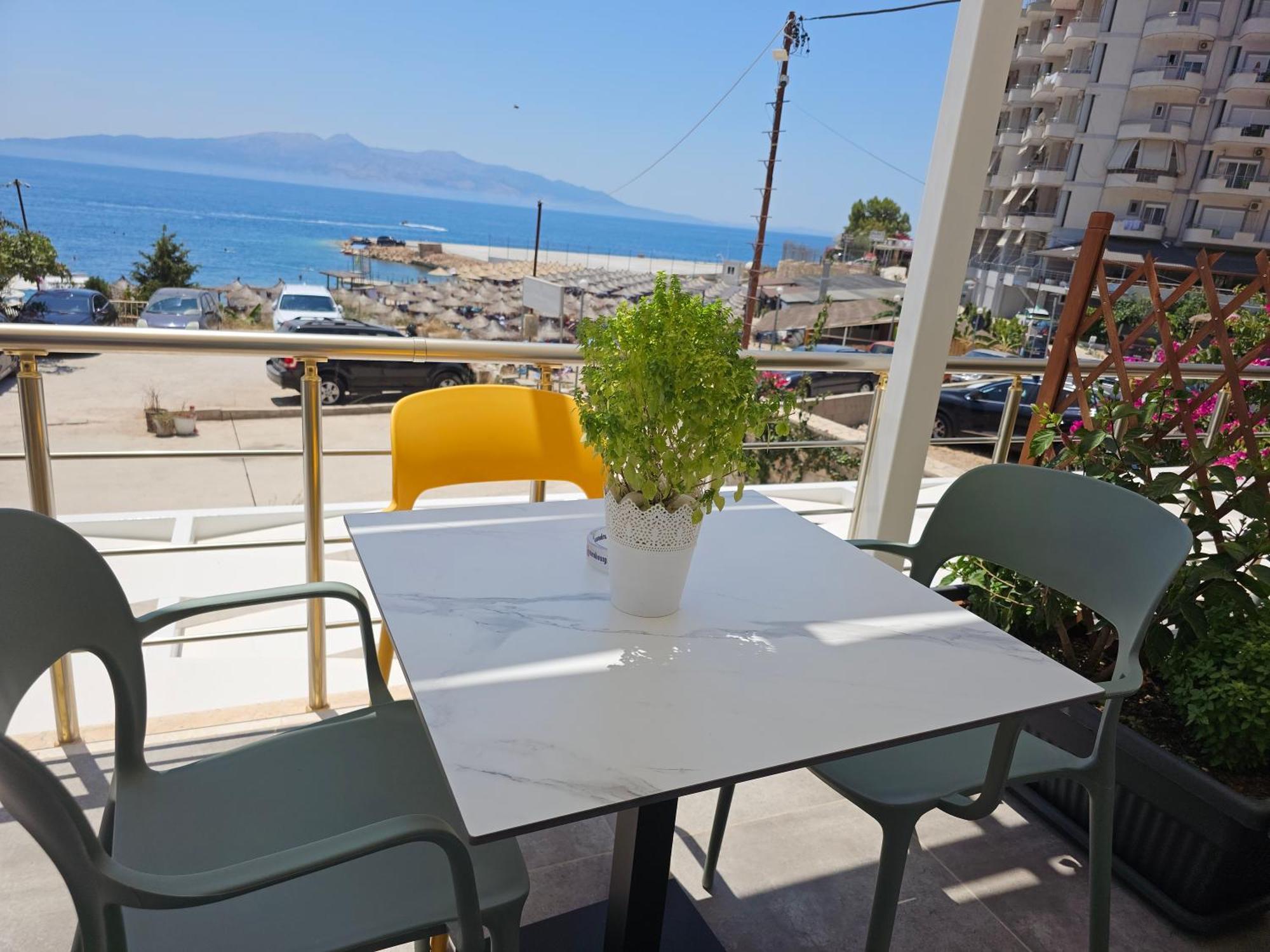 Ardit Seaside Rooms Sarandë Buitenkant foto